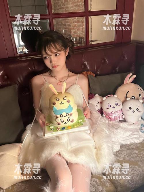 下载“166fun”：随便点几下，表情包够你用一整年！