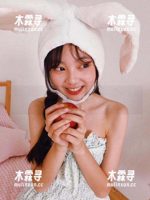 17c吃瓜 安卓上的17c吃瓜,别以为你吃瓜就能躲过八卦哦!