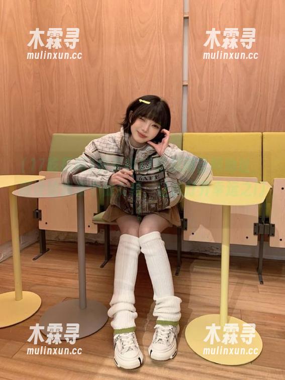 快来找17吃瓜网官网地址，顺便给我发个仙女棒，让我打开幸运之门！