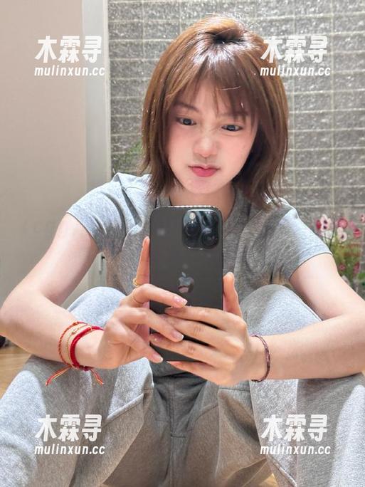 下载cggolive，瓜挺香的，心里是不是也有点小期待？