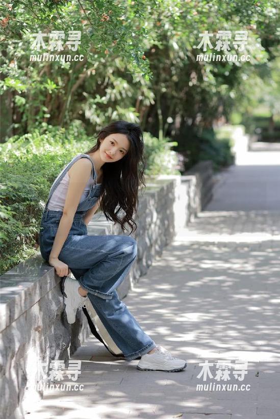 感觉hlw提供的免费瓜跟我追的剧一样，越吃越上瘾！