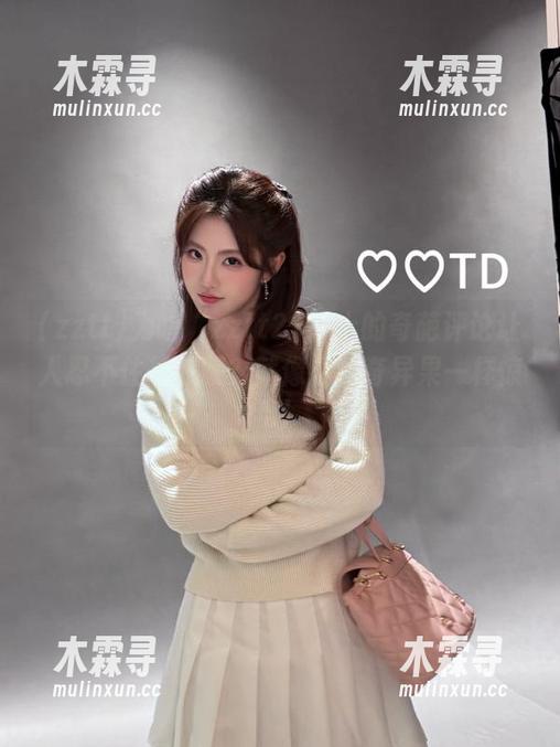 为啥“zztt21”上的奇葩评论让人忍不住想收藏？就像找到奇异果一样惊艳！