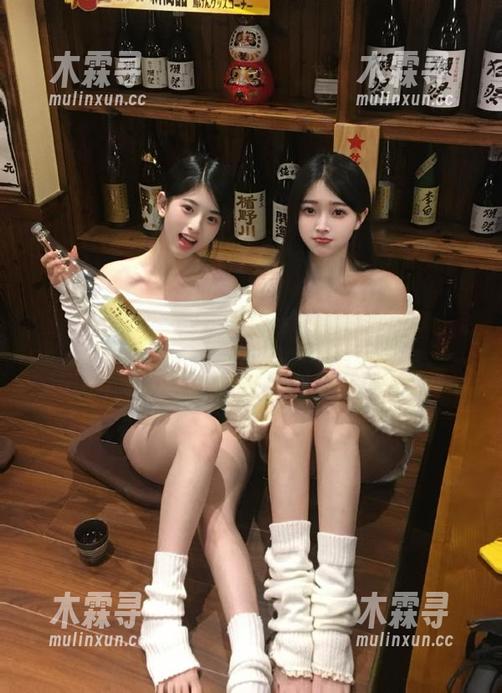 黑料社在吃瓜91上，总有些娱乐圈的隐秘内幕，网址我就不直接说了，你们懂的。