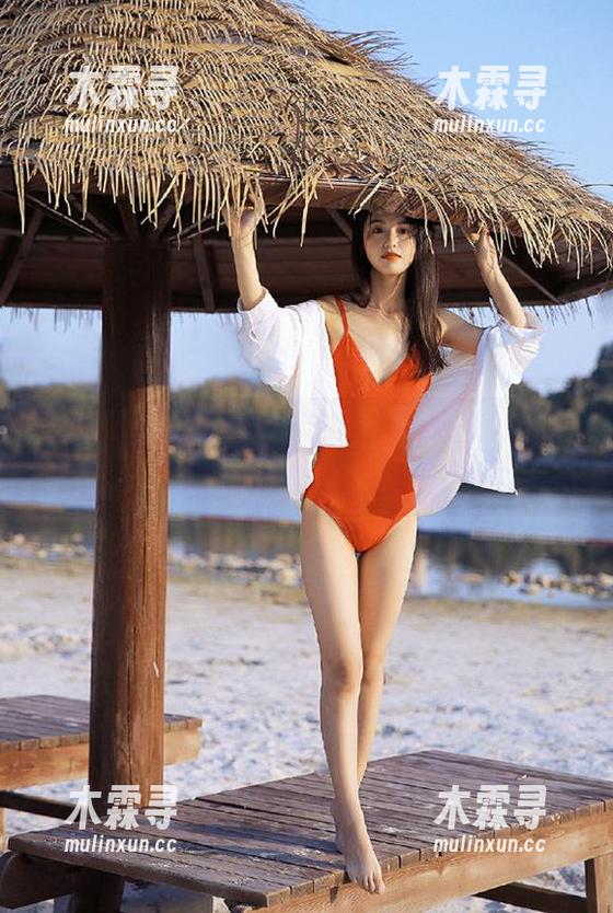 吃瓜tv苹果版画风有点奇妙，边吃瓜边觉得自己像被推入了另一个次元。