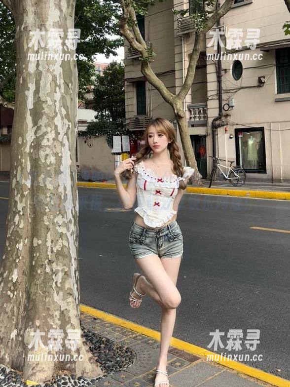 朝阳的太阳公公照着，吃瓜网的地址我来报，给你们分享快乐网址！