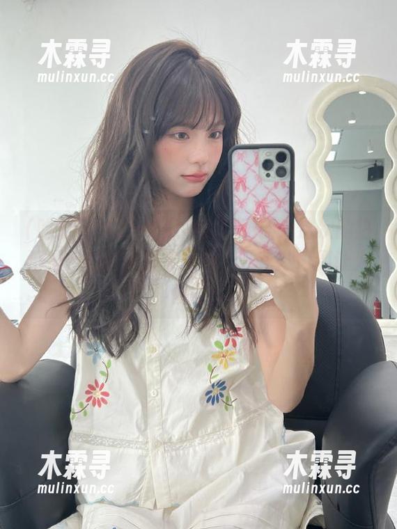 “吃瓜网站”更新：这次的热门排行榜就像超市打折，五花八门到让人傻眼！