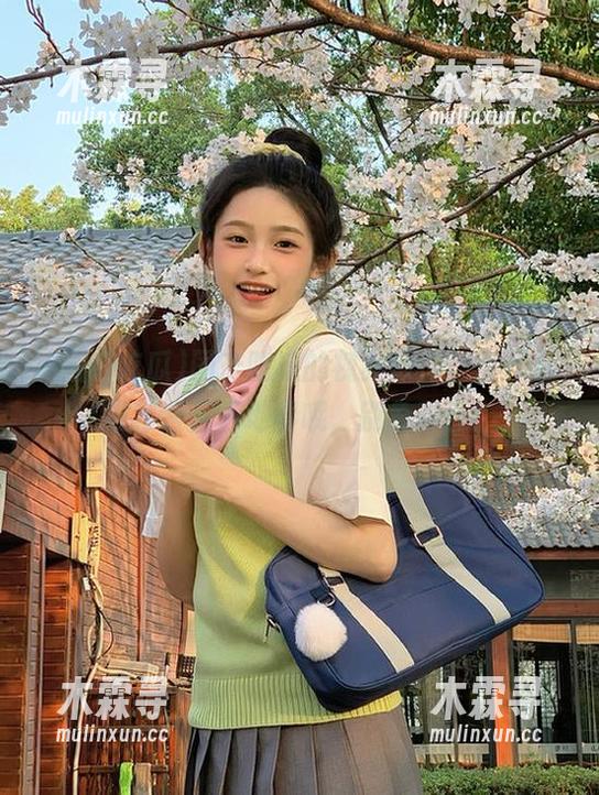 国产吃瓜的视频链接，点开后推荐慢吞吞地看哦，别急着吞！