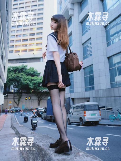天天吃瓜网 每日一谢“天天吃瓜网”,传送门又带我到奇葩现场了