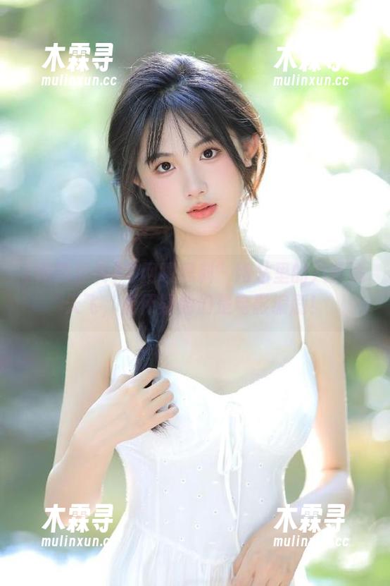 “网曝黑料”网站里的八卦满天飞，我怀疑他们是电影编剧！