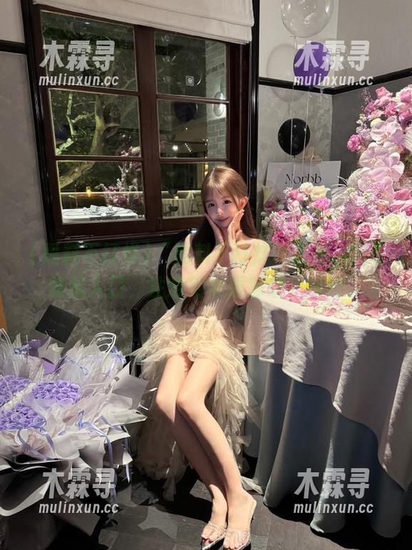 黑料不打烊 “黑料不打烊”发布2025隐藏入口,注意别被跟踪哦,呵呵。