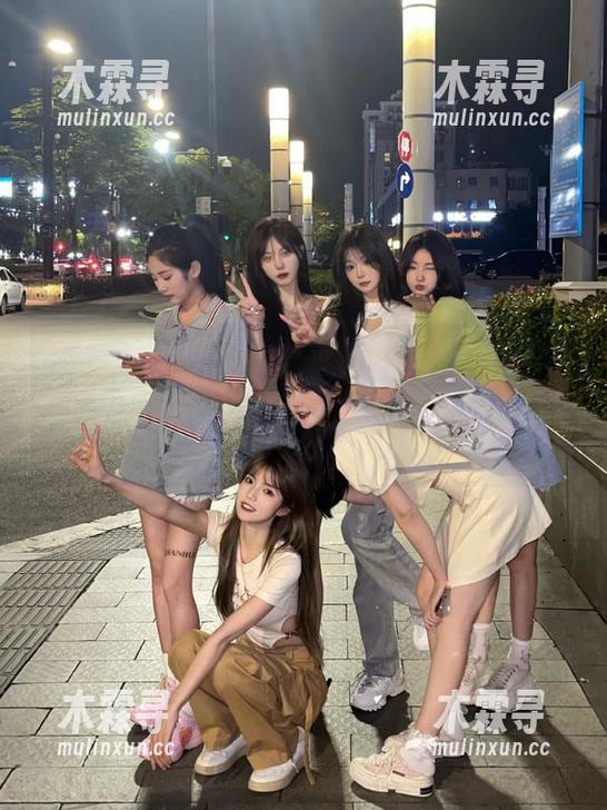 黑料不打烊 万篇长征黑料不打烊的登录公式简单粗暴,不过最新地址让我吓了一跳。