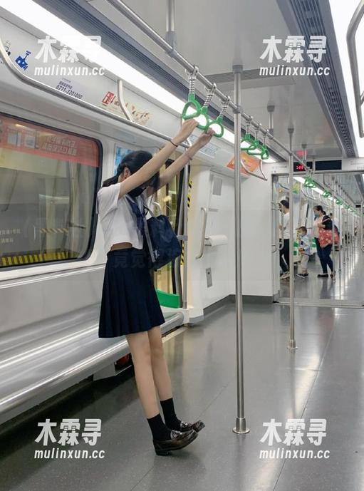 点开黑料社苹果版的官网，不看竟觉得浪费生命！