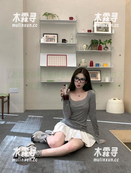 黑料老司机app：不管白天黑夜，就该这么混，不打烊的瓜值得期待！