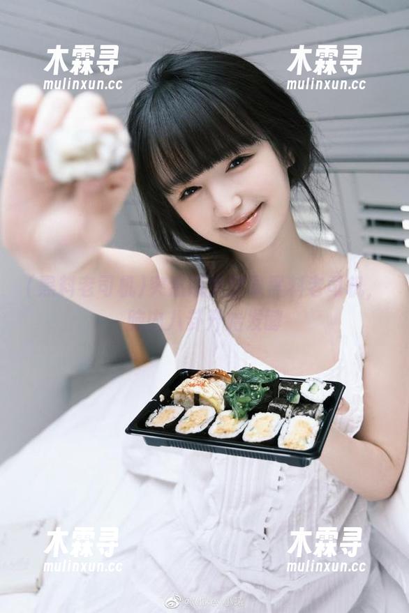 突然感觉登录黑料老司机，脑内八卦开始发酵