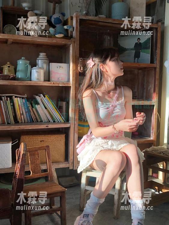 “黑料聚集地”：一键链接，瓜田里头总有惊喜！